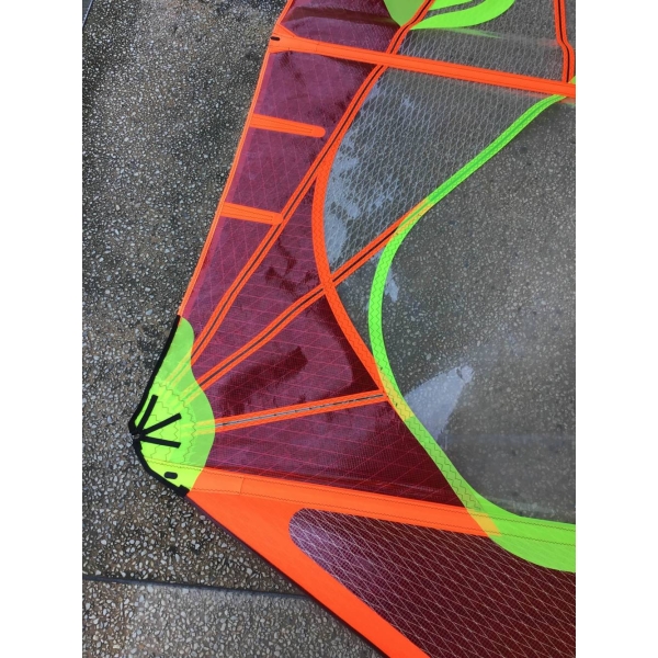 Fringe 4.7 slide 3293