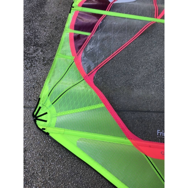 Fringe 4.7 slide 3316