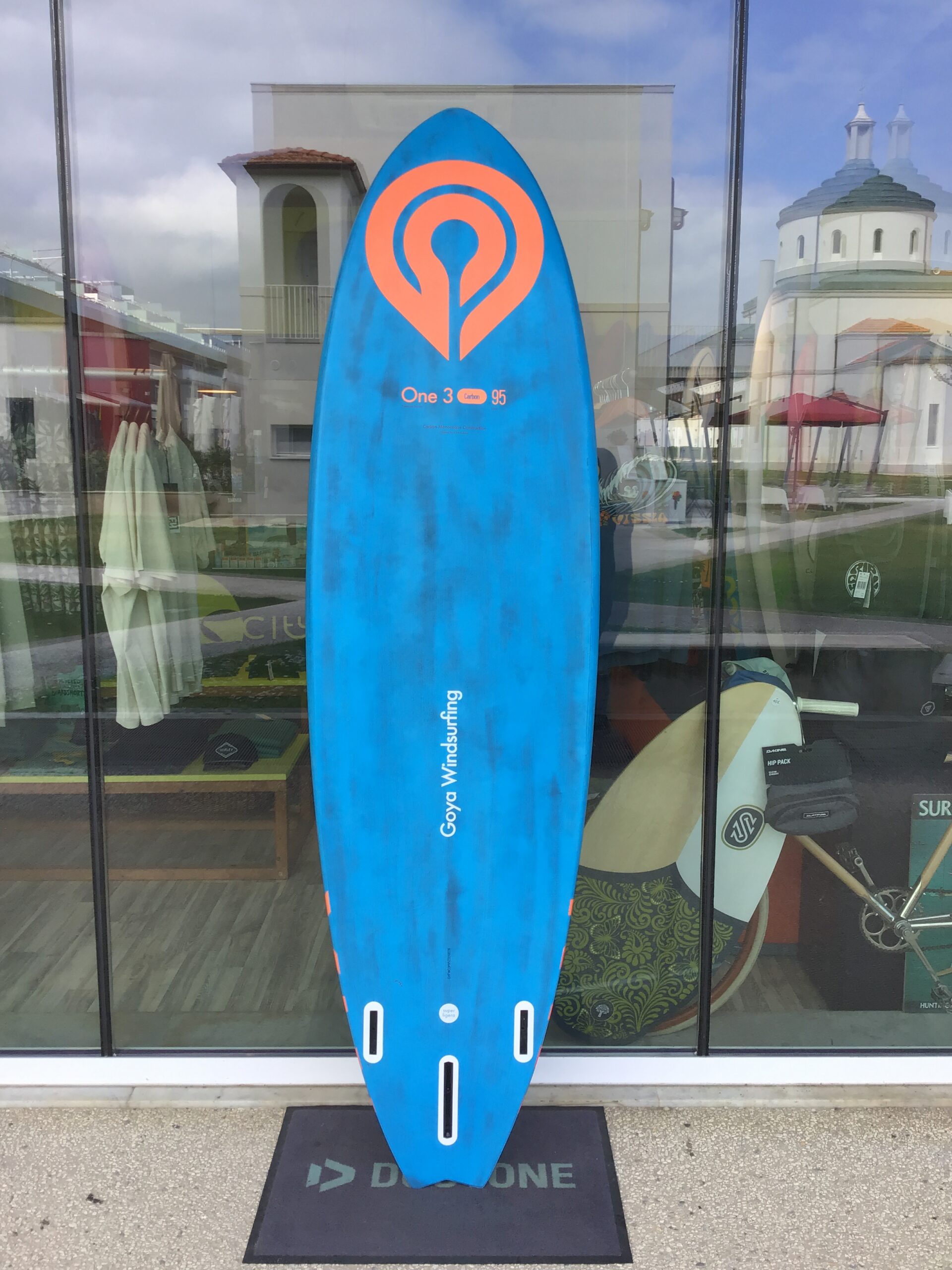 One 95 (2023) - immagine 4