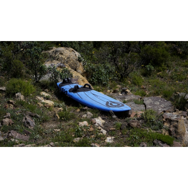 One 13 Carbon slide 8702
