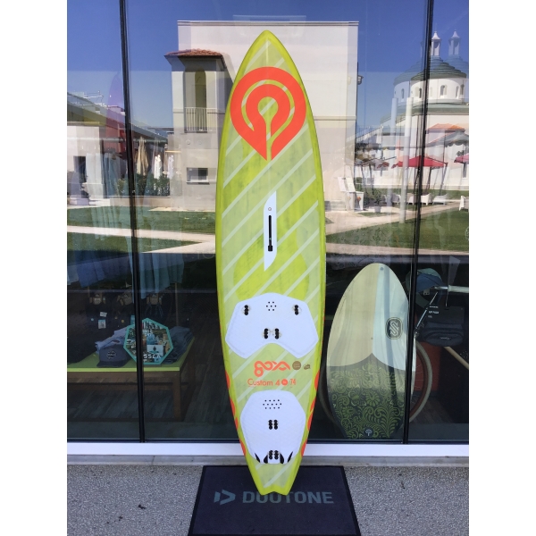 Custom 4 74 (2021) slide 9023