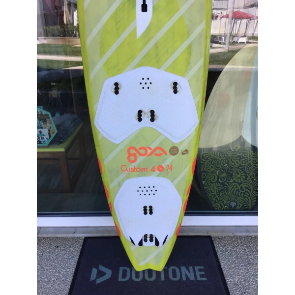 Custom 4 74 (2021) slide 9024