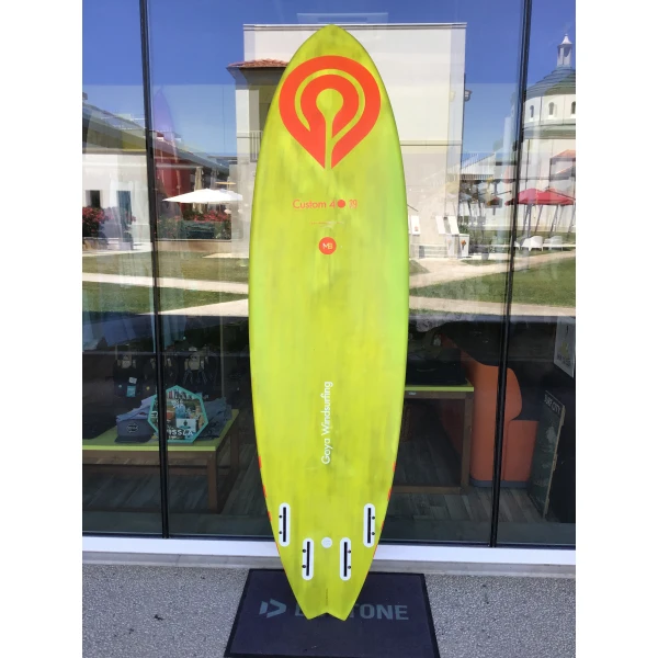 Custom 4 89 (2023) slide 9174